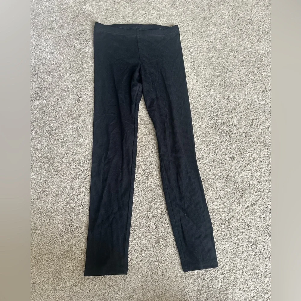 Brand is Old Navy Size is yl 10/12 plus New without tags